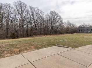 N Waterside Ct, Fayetteville, AR 72703