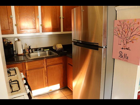 5th image of 12228 Clifton Blvd APT 15