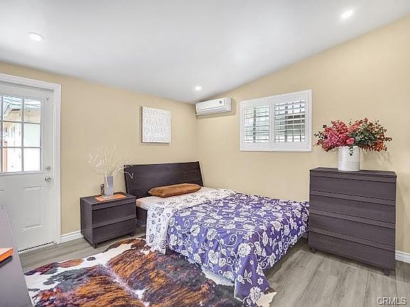 5th image of 11064 McGirk Ave