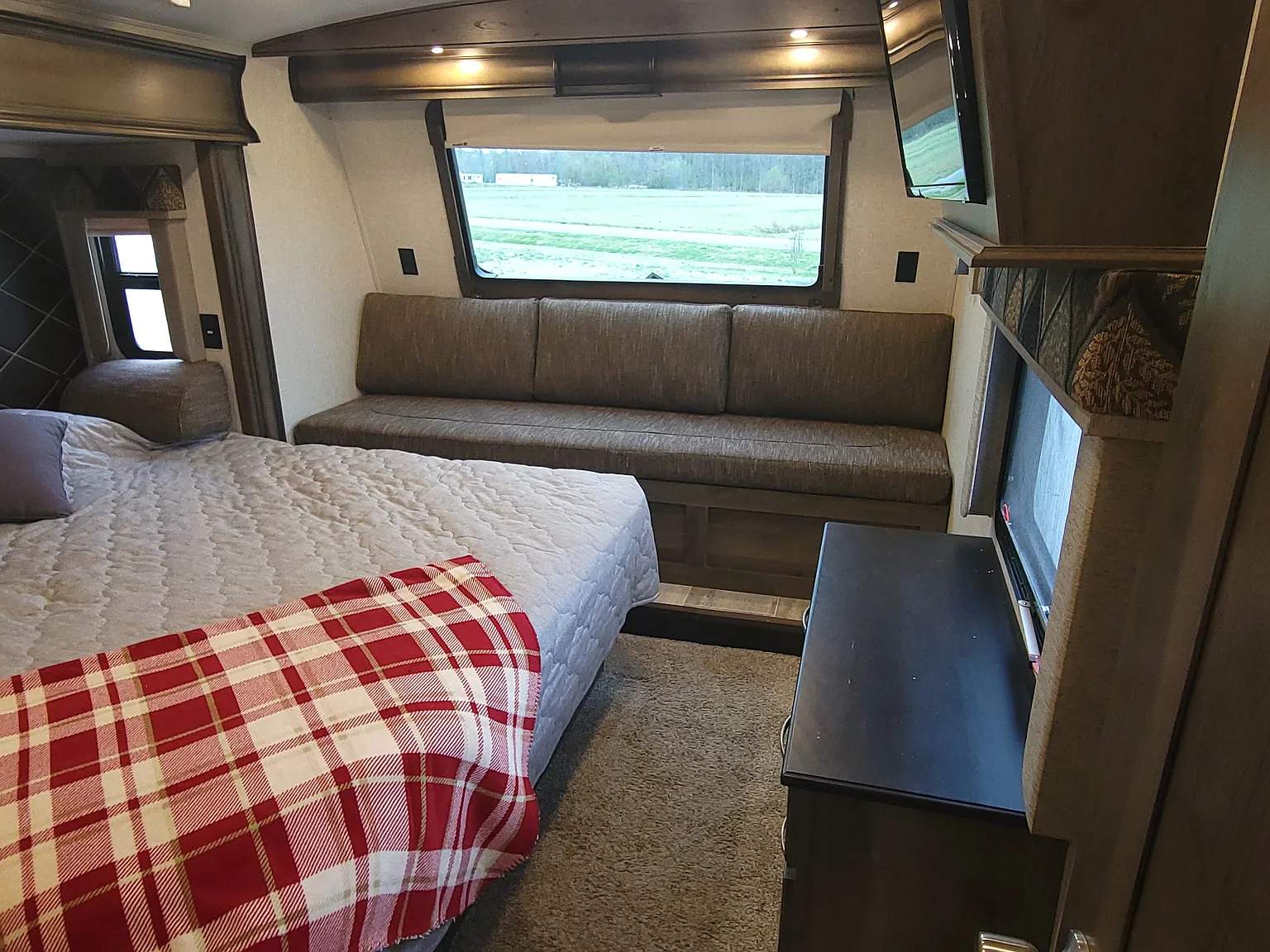 1 bed, 430 sqft, $650 — Photo 3