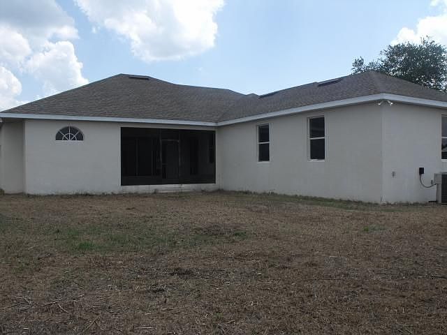 2nd image of 6432 Flora Vista Pl
