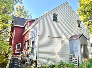 33 Spring St, Gardiner, ME 04345