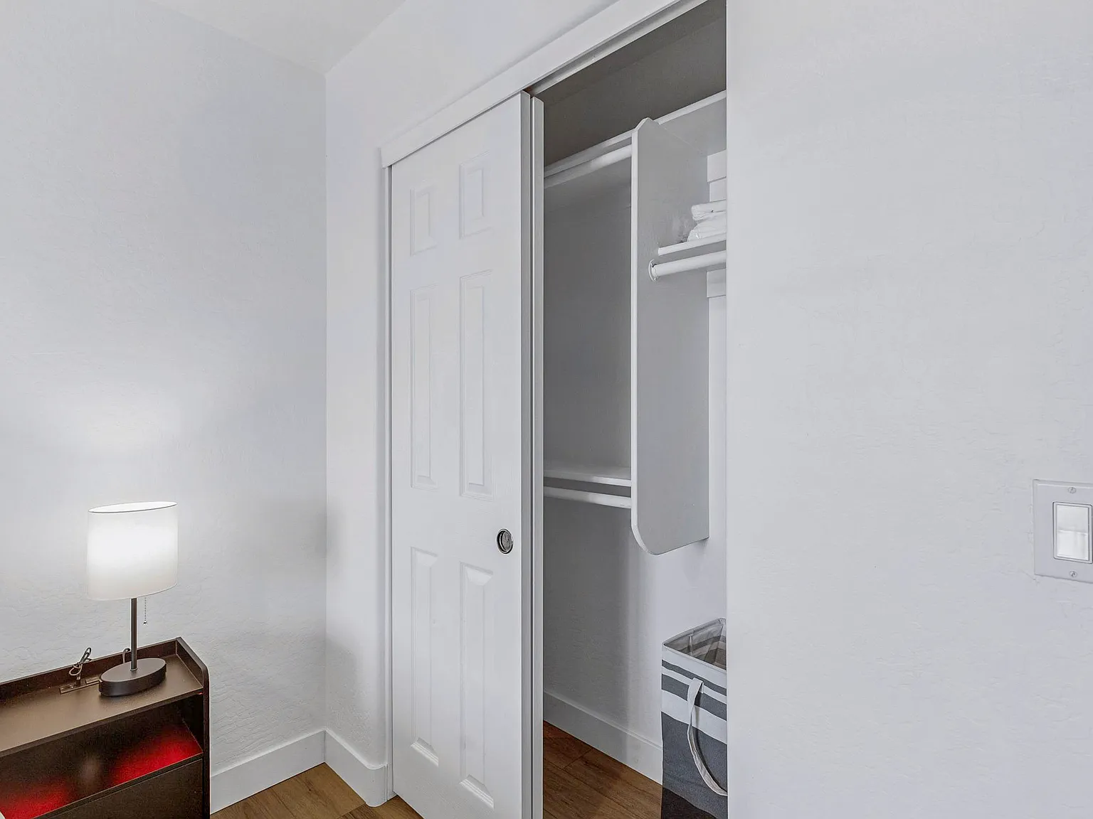 4 bed, 3.0 bath, 2857 sqft, $936 — Photo 3