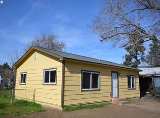 1047 Irvine St W, The Dalles, OR