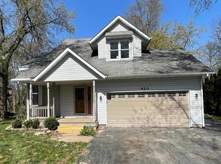 410 Talladega Dr SW, Poplar Grove, IL 61065