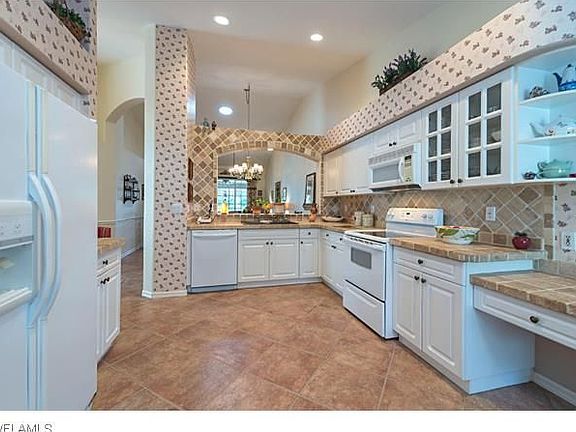 4th image of 8155 Ibis Cove Cir