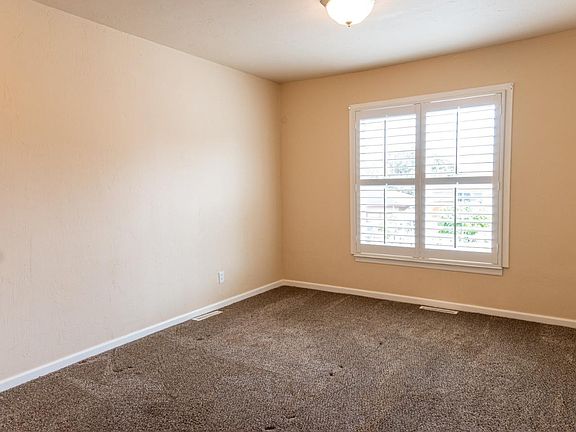 4th image of 1763 Sweetwood Dr