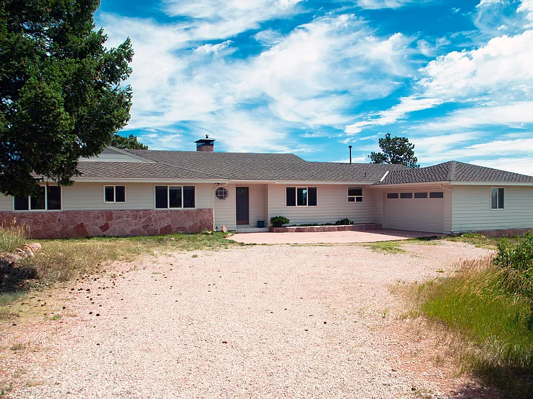 4710 Limestone Rd — Photo 1