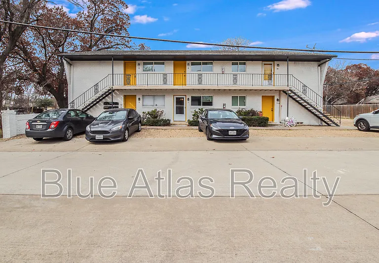 411 E Polk St #1 — Photo 18
