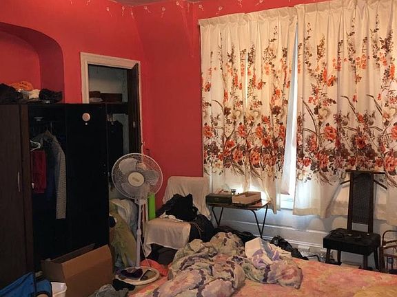 3rd image of 2323 N Park Ave