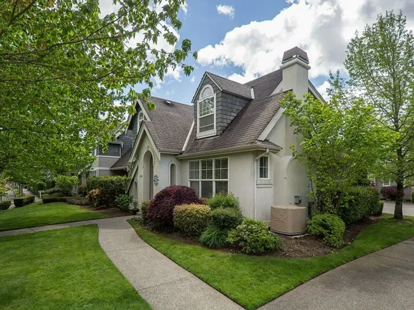 1385 NE Katsura St, Issaquah, WA 98029