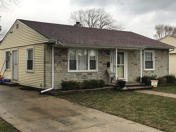 3rd image of 1216 Fowler Ave