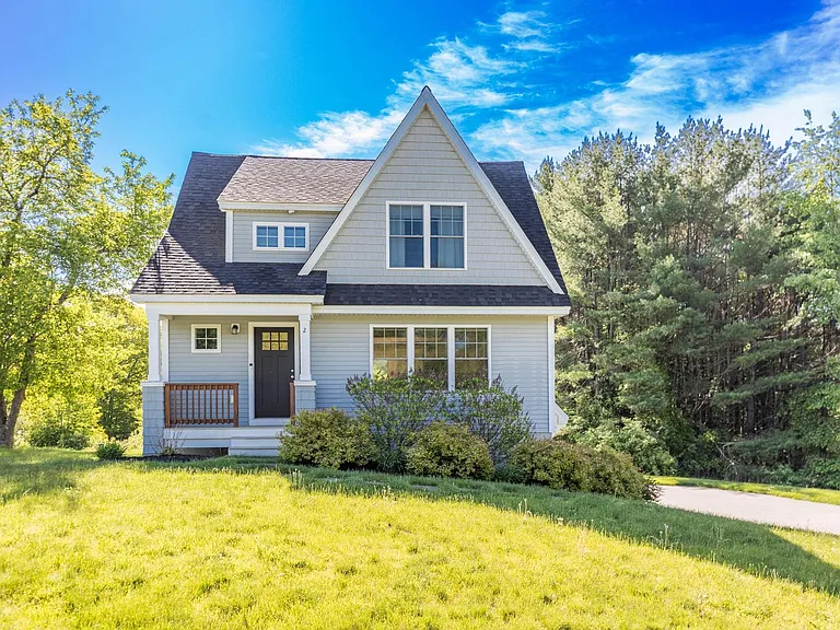 2 Cole Ln — Photo 2
