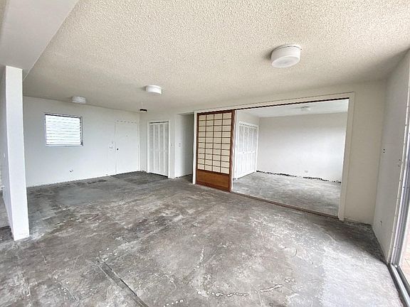 5th image of 75-5766 Kuakini Hwy APT 705