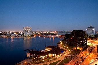 :: 1555 Lakeside Dr., #161