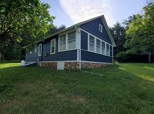 45 Robin Rd, Craryville, NY 12521