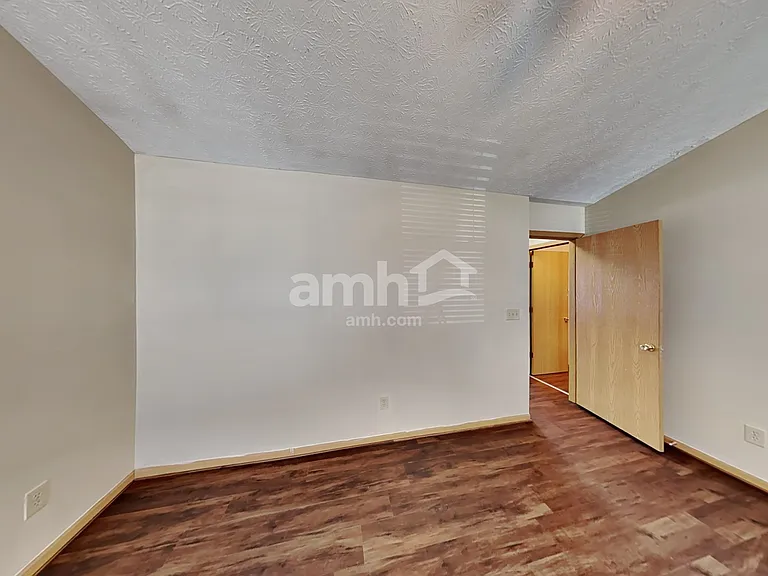 3969 Eastrise Dr — Photo 10
