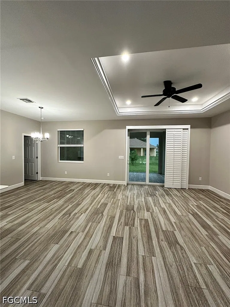 3 bed, 2.0 bath, 1750 sqft, $1,995 — Photo 3