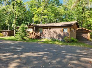 973 Spruce St E, Eagle River, WI 54521