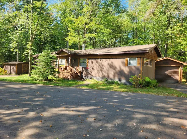 973 Spruce St E, Eagle River, WI 54521