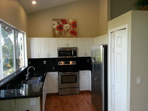 3rd image of 2373 SE Master Ave