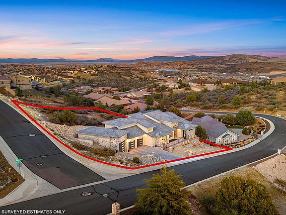 2nd image of 124 ROTONDA Way