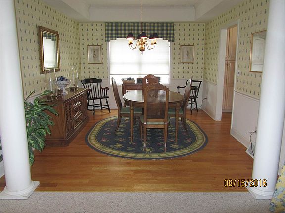 4th image of 32 Cheshire Way