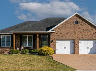 74 Autumn Bluff Dr, Weyers Cave, VA 24486