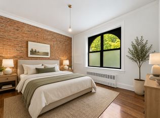 352 Lafayette Ave APT 1D, Brooklyn, NY 11238