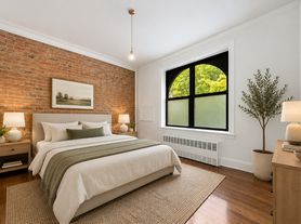 352 Lafayette Ave, Brooklyn, NY
