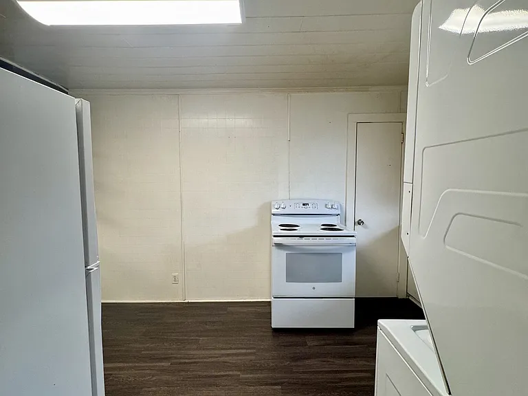7203 Porcher Dr — Photo 24