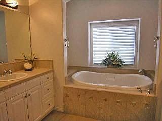 5th image of 1078 Brightwood Dr