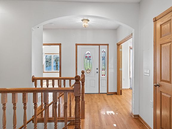 5th image of 706 Bohlken Dr