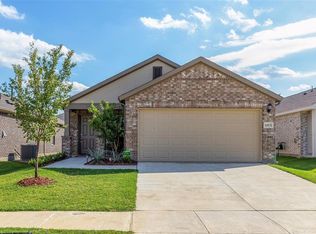 14132 Calderwood St, Pilot Point, TX 76258