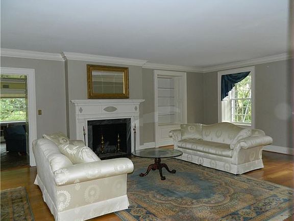 Living Room w/Fireplace