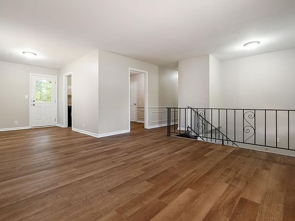 2nd image of 2321 Stonewood Dr