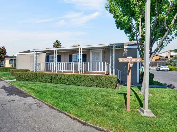 143 Oakwood Drive, Petaluma, CA 94954