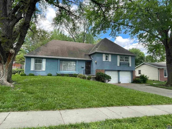 1512 SW 30th St, Topeka, KS 66611