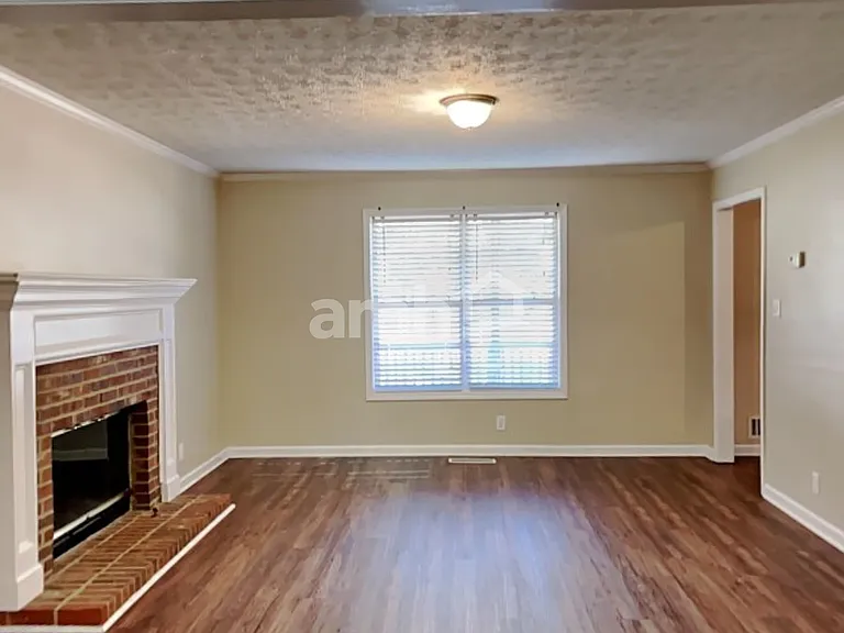 424 Spring Falls Dr — Photo 9