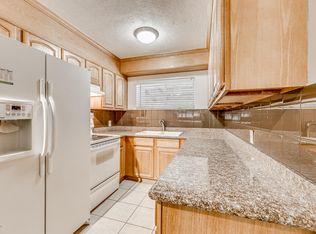 2923 Lopez Rd, Jacksonville, FL 32216