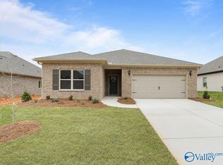 226 Paladin St, New Market, AL 35761