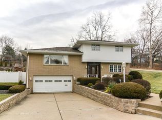 302 Maxwell St, Pittsburgh, PA 15205