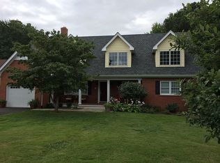 104 N Harbor Rd, St Michaels, MD 21663