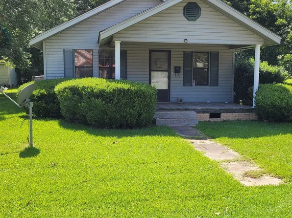 506 S Edgewood St, Hope, AR 71801