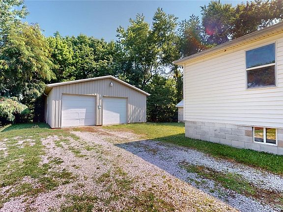5th image of 1701 Andrew St