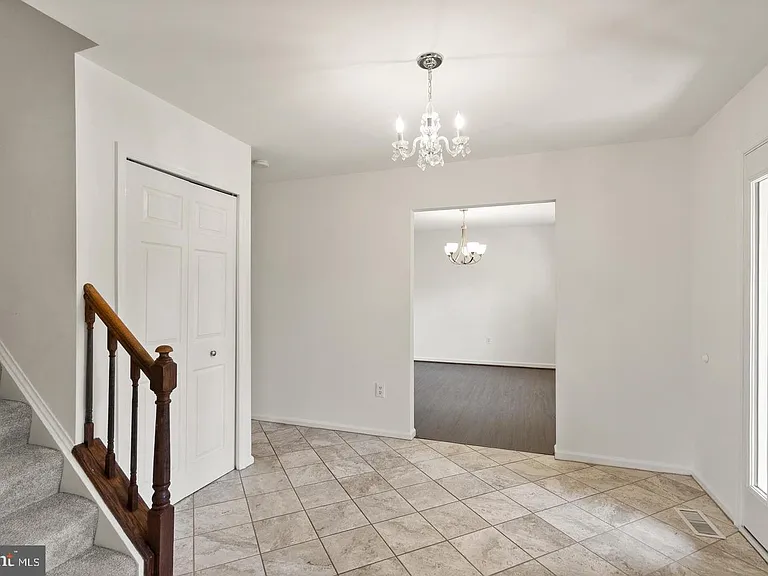 8902 Huxley Ct — Photo 63