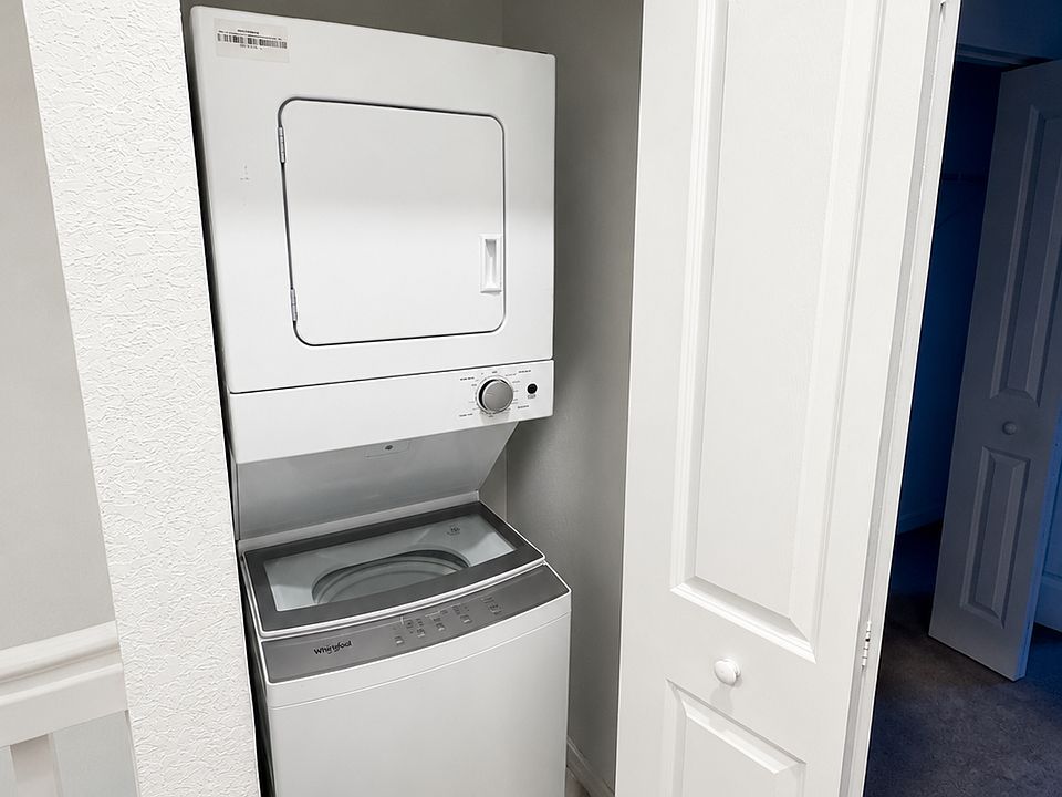 laundry & dryer