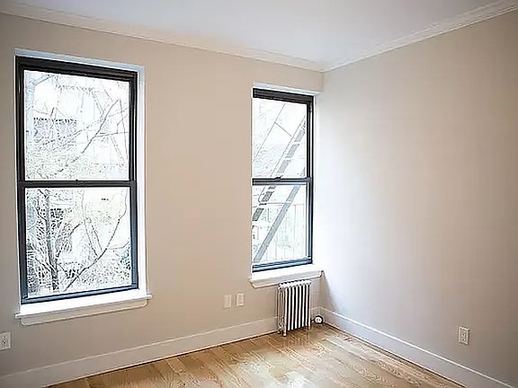 4th image of 515 W 47th St APT 3B