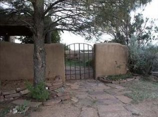 9 Fonda Ct, Santa Fe, NM 87508