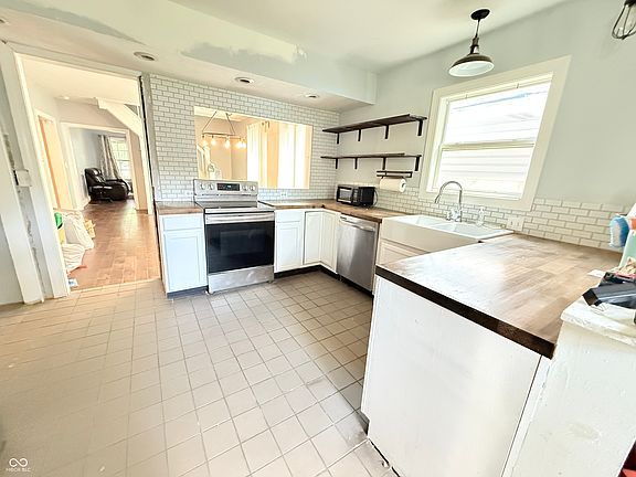 4th image of 434 N Dearborn St